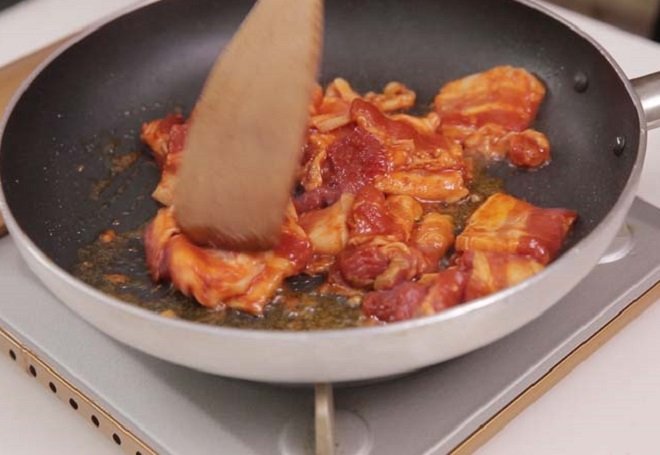 ba chỉ heo chiên giòn