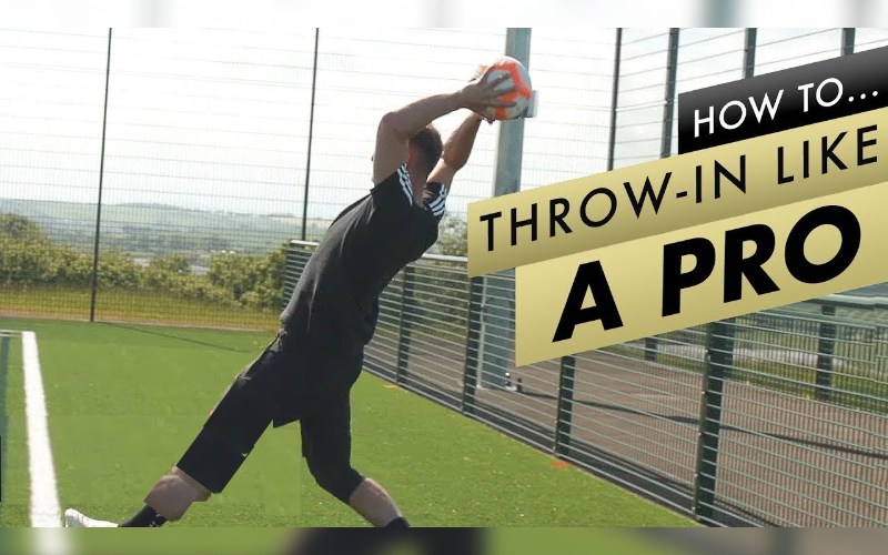 Luyện tập và đọc luật ném biên là cách để trở thành chuyên gia trong kỹ thuật này Throw-in: Vũ khí bí mật giúp đội bóng phủi của bạn chiếm ưu thế
