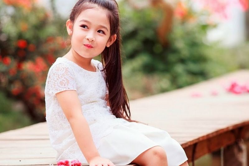 Nằm mơ thấy con gái có ý nghĩa gì? Con số may mắn