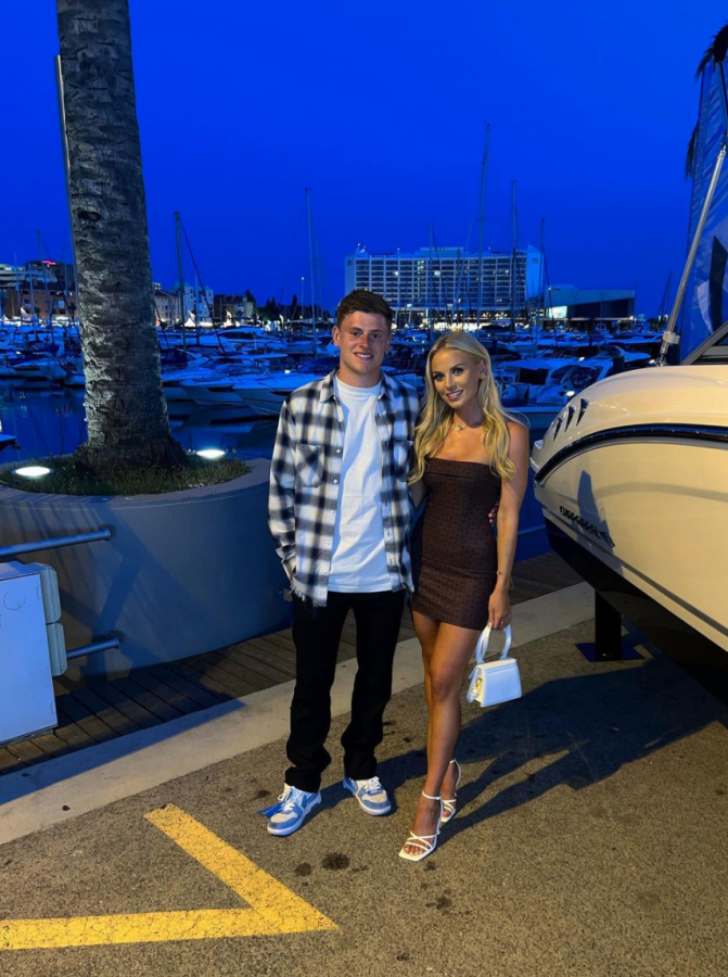 Harvey Barnes 2023 – Giá trị ròng, Mức lương, Nhà tài trợ, Bạn gái, Hình xăm, Ô tô và hơn thế nữa