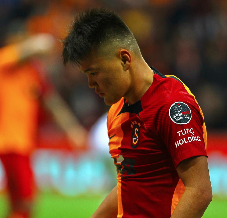 Beknaz Almazbekov 2023 – Giá trị tài sản ròng, Mức lương, Nhà tài trợ, Bạn gái, Hình xăm, Ô tô và hơn thế nữa