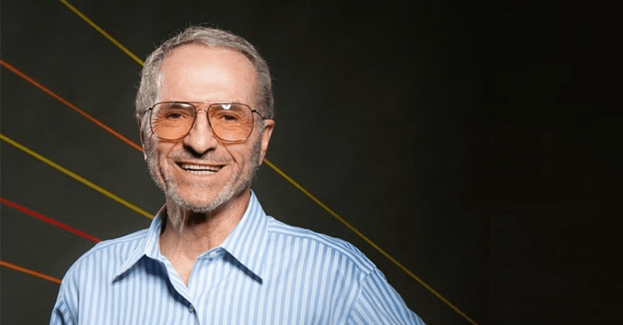 Câu chuyện về thiên tài toán học biến tỷ phú Phố Wall Edward Thorp